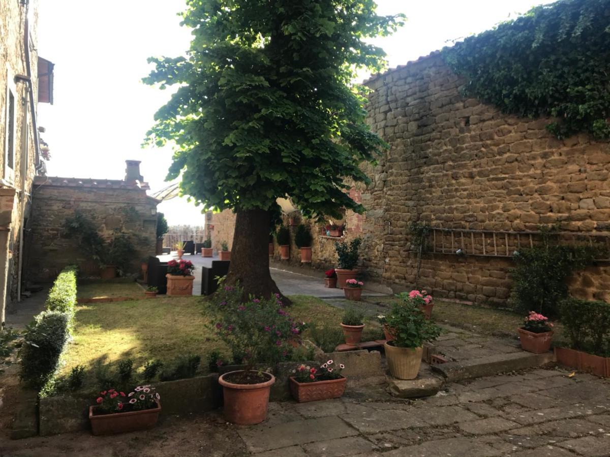 Suite Romantica Con Giardino In Dimora Storica - Camera E Appartamento - B&B Palazzo Robicci Castiglion Fiorentino Eksteriør bilde