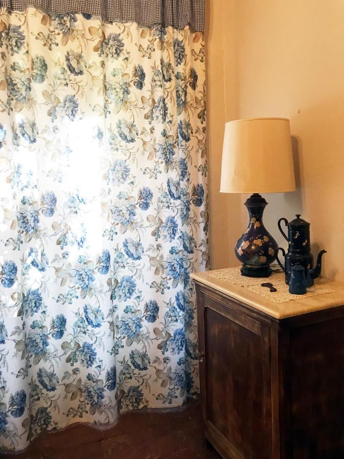 Suite Romantica Con Giardino In Dimora Storica - Camera E Appartamento - B&B Palazzo Robicci Castiglion Fiorentino Eksteriør bilde